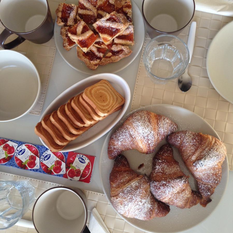 La Morona Bed & Breakfast Rocchetta Tanaro Exterior photo